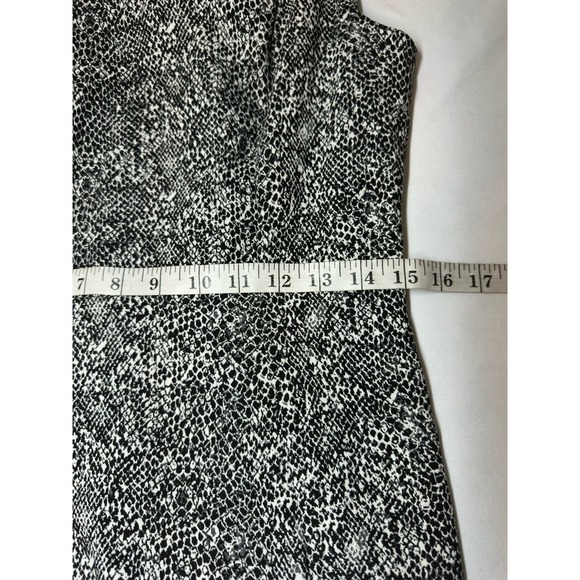Calvin Klein Size 10 Sheath Dress Black & White SlimmingCore Piece Career Event - Picture 7 of 8